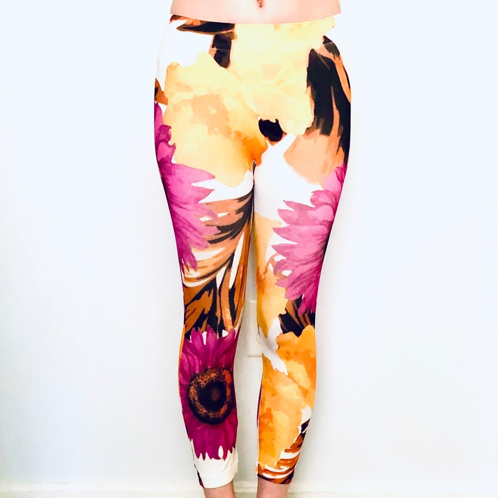 3 LEGGINGS BUNDLE Flowers Blue Pink - Picture 2 of 4